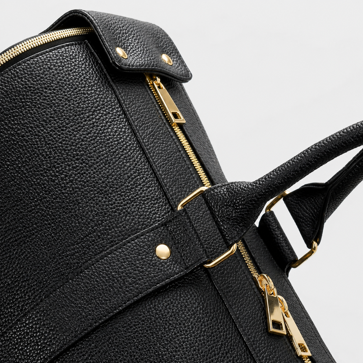 Cairva Travel Bag